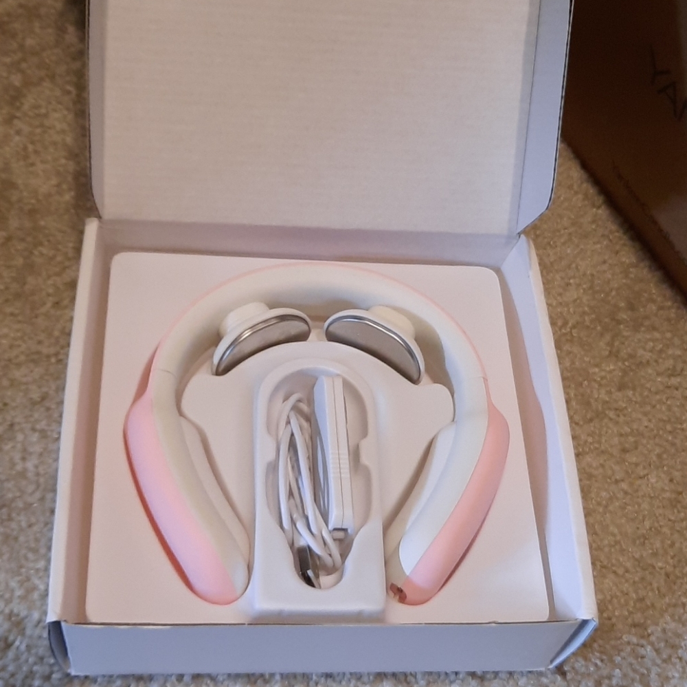 Neck massager